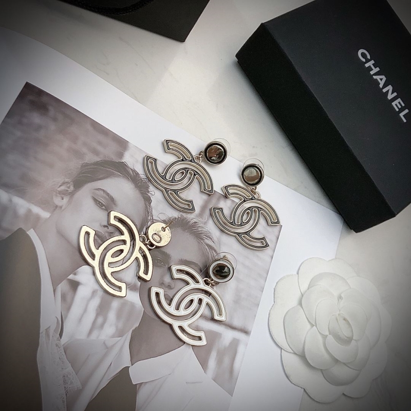 Ch**el earrings